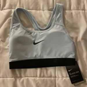 Nike Classic Sports Bra Size XS NWT